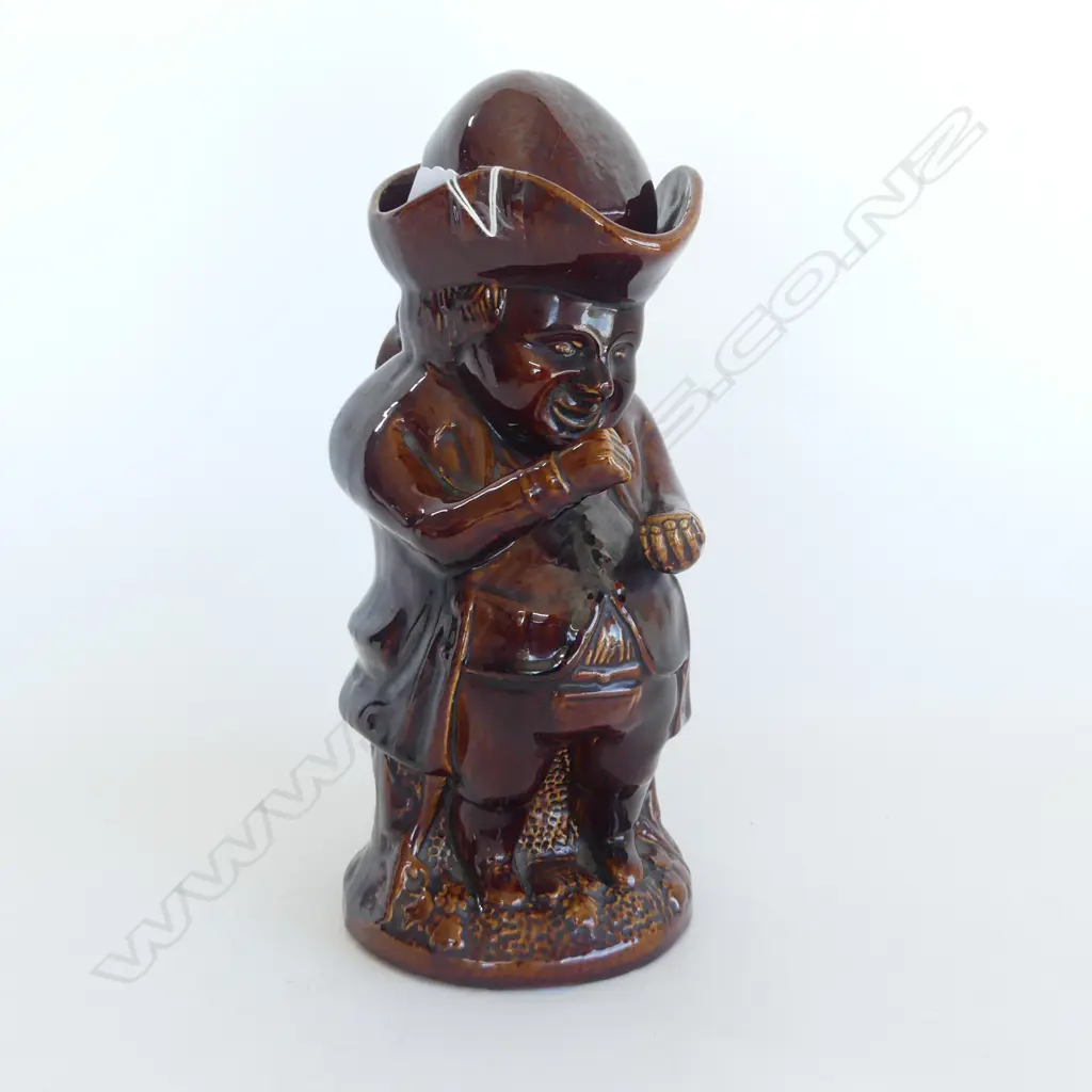 VICTORIAN TOBY JUG COMPLETE WITH HAT AS LID H.25CM Image 1++