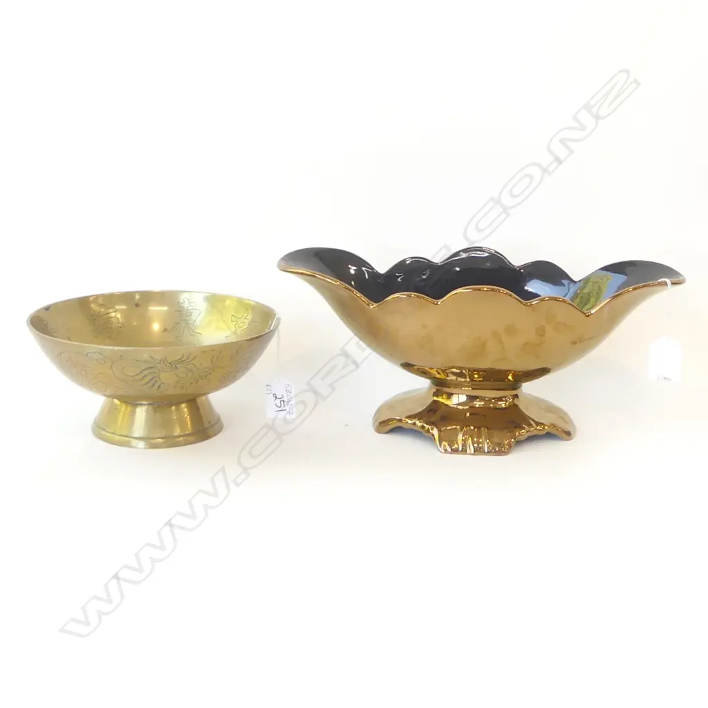 2 PCS; BESWICK GOLD LUSTRE/BLK VASE & CHINESE BRASS FOOTED BOWL Image 1++