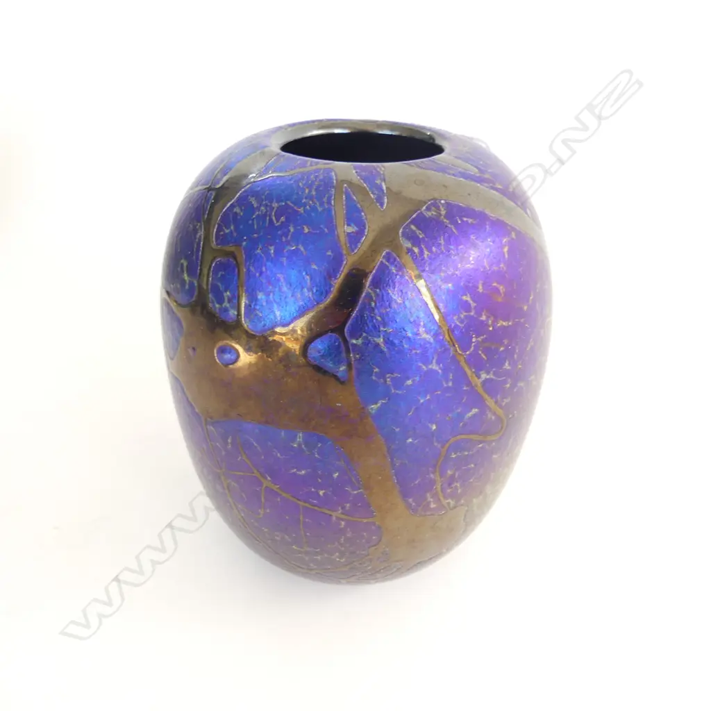 GARY NASH IRIDESCENT GLASS VASE H167MM Image 1++