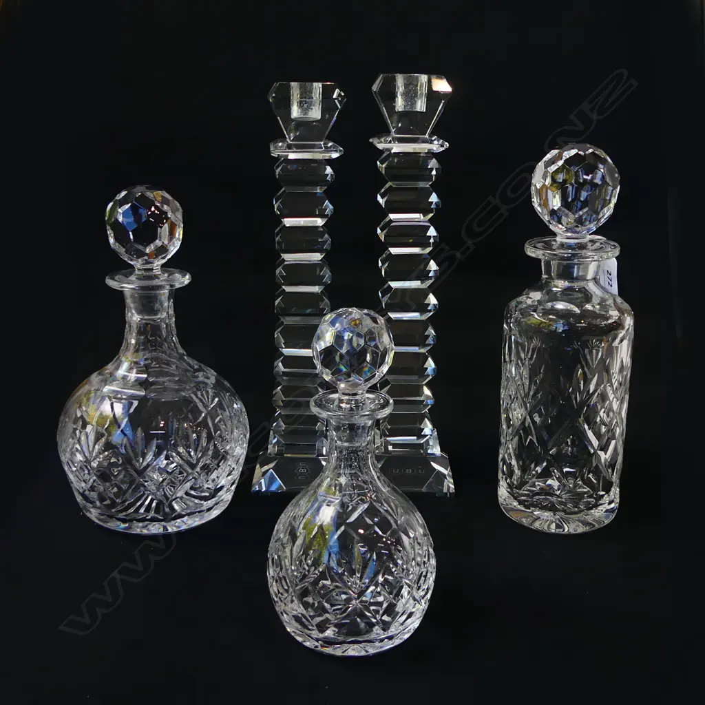 3 CRYSTAL DECANTERS H.265mm + PR CANDLESTICKS H.305mm Image 1++