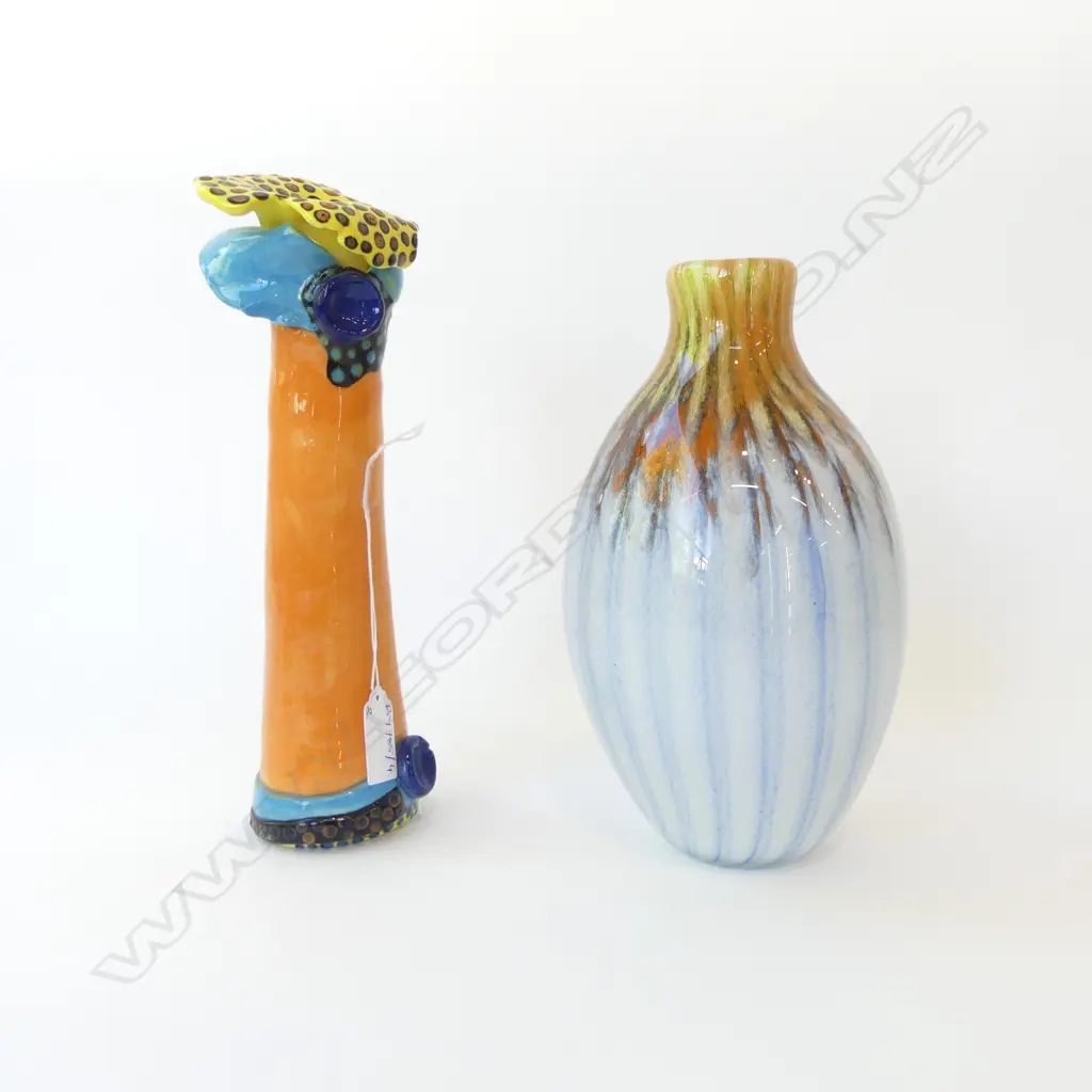 MAGGIE TREWEEK STUDIO POTTERY VASE H.260mm + ART GLASS VASE H.230mm Image 1++