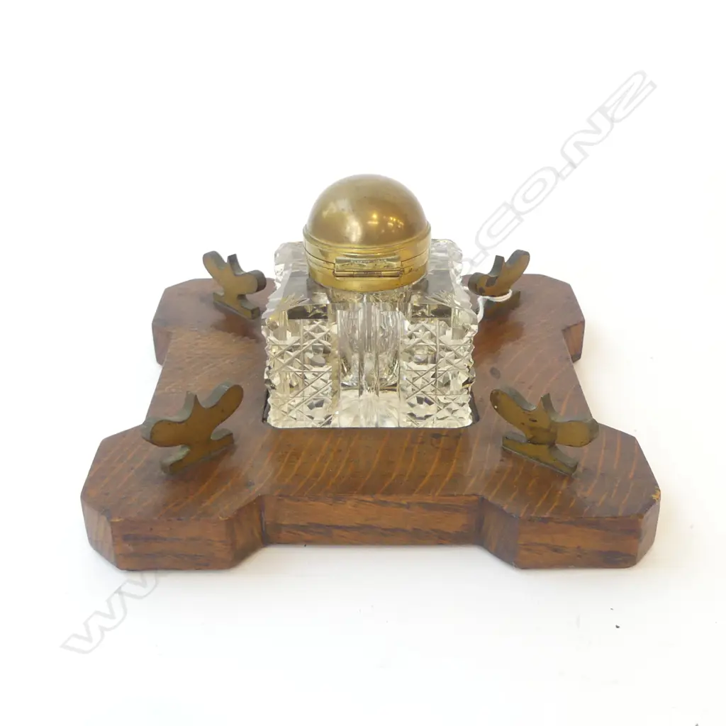 VINTAGE DECO CUT GLASS INKWELL Image 1++