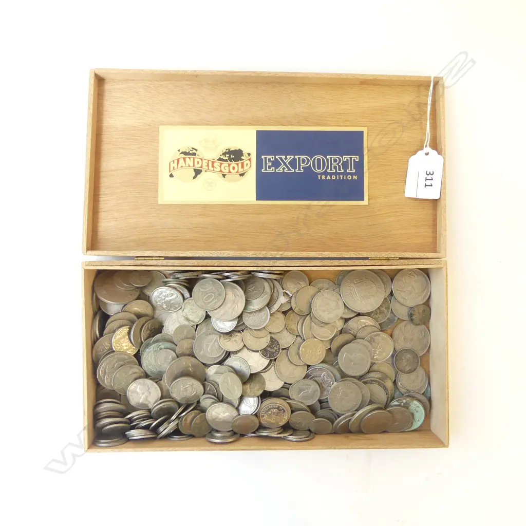 CIGAR BOX ASST. NZ COINS  Image 1++