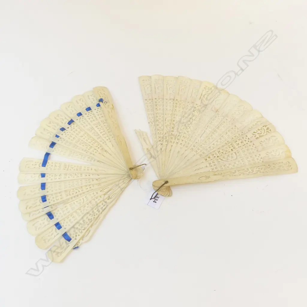 2 VINTAGE JAPANESE FANS [IVORY?] FAULTS Image 1++