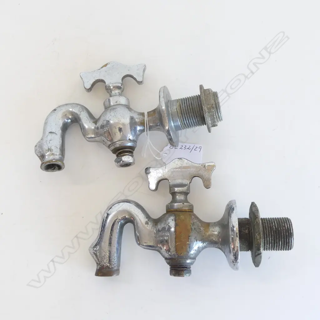 PAIR OF HEAVY BRASS ANTIQUE CASK ALE DISPENSING TAPS CHROME PLATED  L.15CM Image 1++