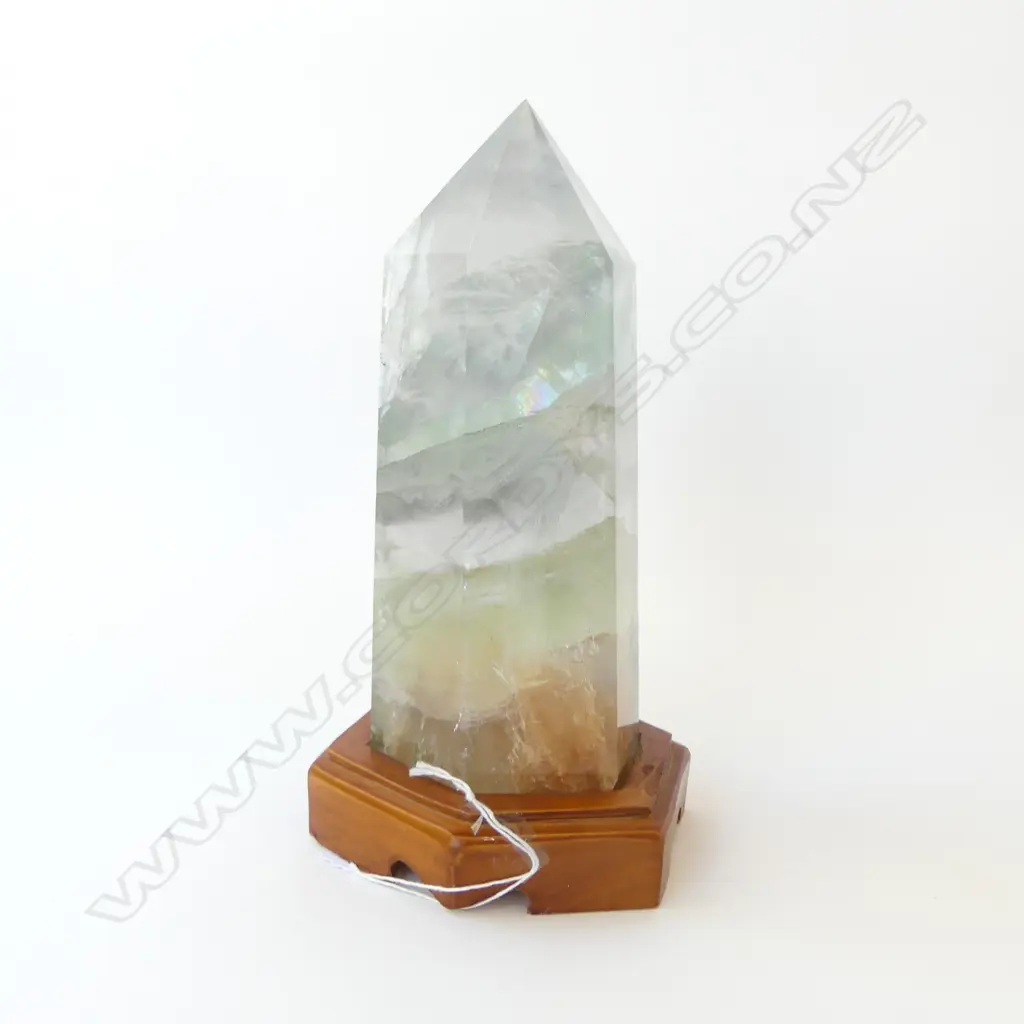 QUARTZ CRYSTAL GEODE H230MM Image 1++