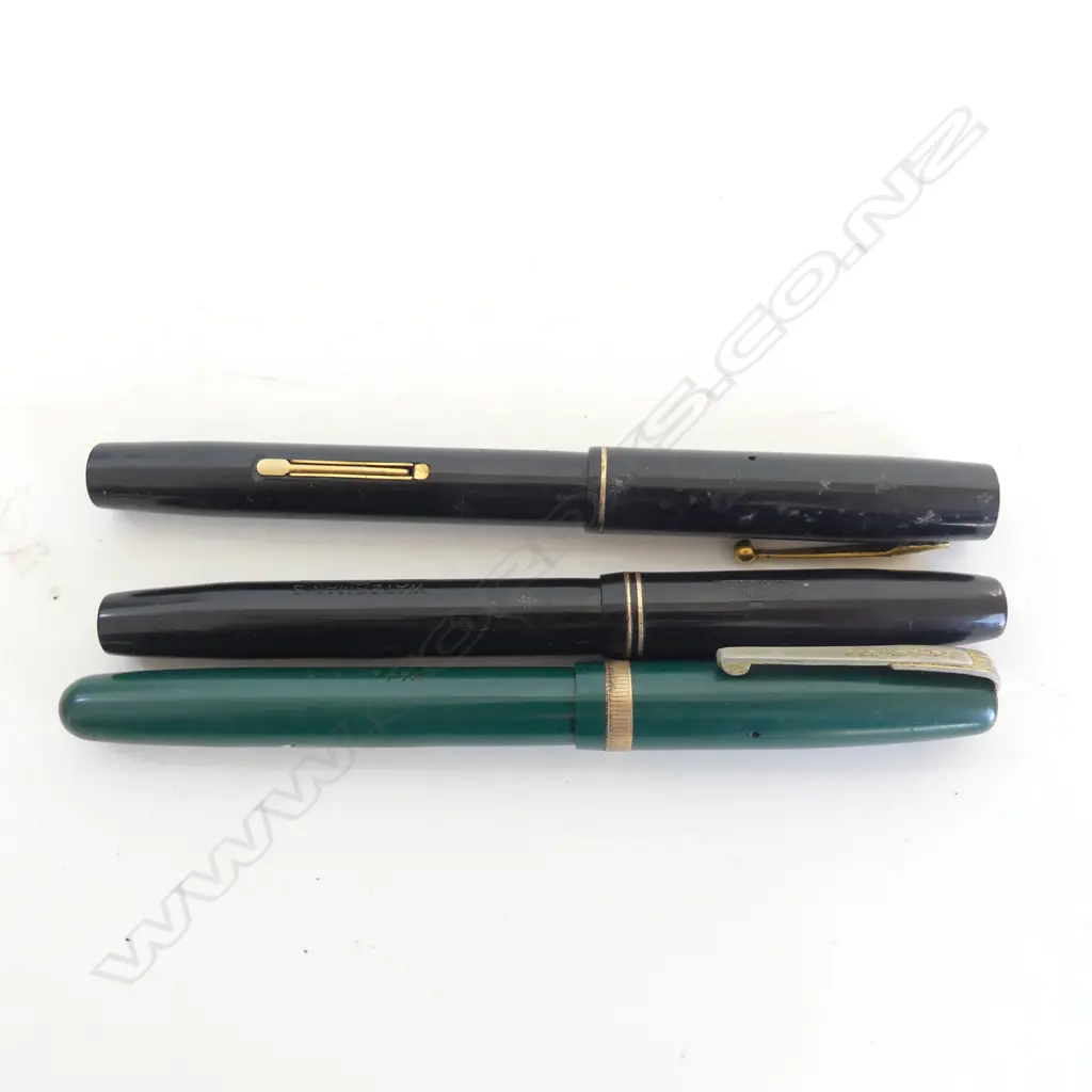 3x WATERMAN FOUNTAIN PENS: 1 x W3 + 2x 'IDEAL'  Image 1++