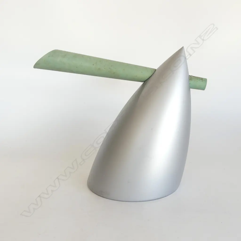 	PHILIPPE STARCK ALESSI HOT BERTAA TEA KETTLE Designed 1990 Image 1++