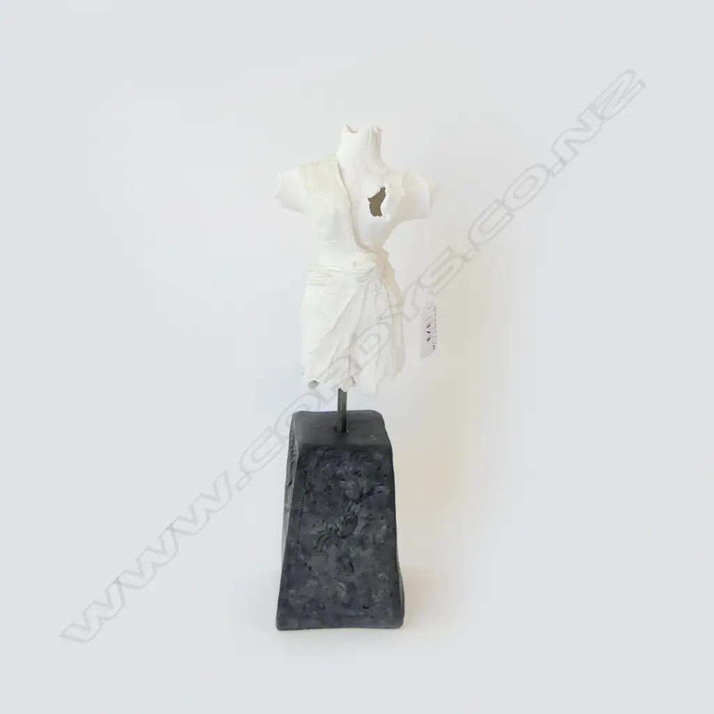 STUDIO POTTERY SCULPTURE FRAGMENTS OF TIME BY JAN RUSSELL H310MM Image 1++
