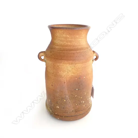 ESTELLE MARTIN TALL VASE ANAGAMA FIRED, MARKED TO BASE H.230mm