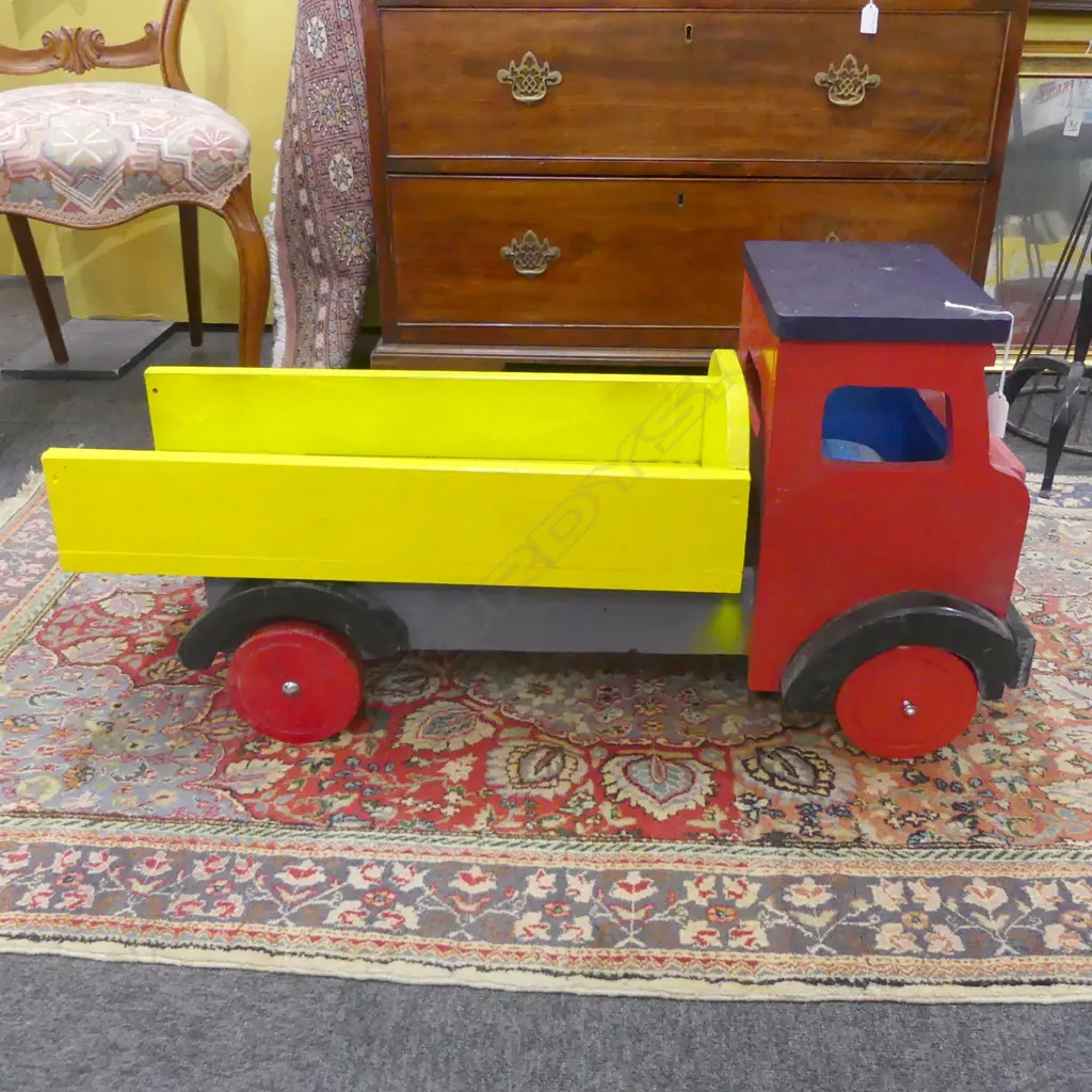 LG PAINTED WOODEN DUMP TRUCK L.850mm Image 1++