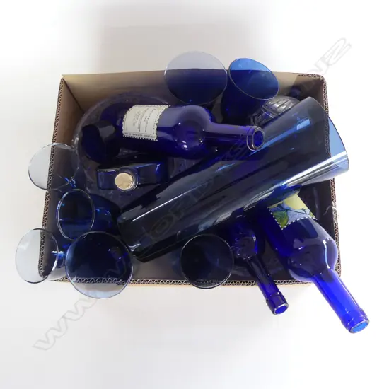 BOX LOT MIXED BLUE GLASS & CRYSTAL