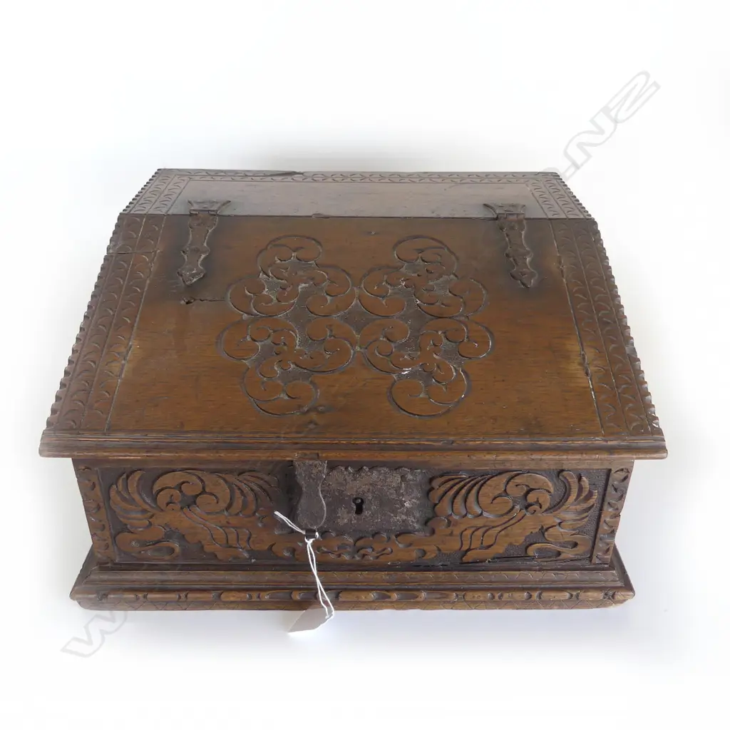 ANTIQUE CARVED WOODEN BIBLE BOX 420x360x230mm Image 1++