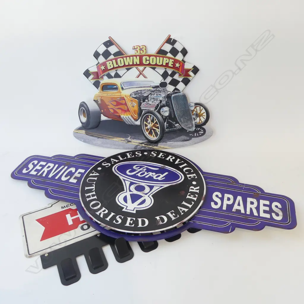 ASST REPRO GARAGE SIGNAGE L470-830MM +/- Image 1++