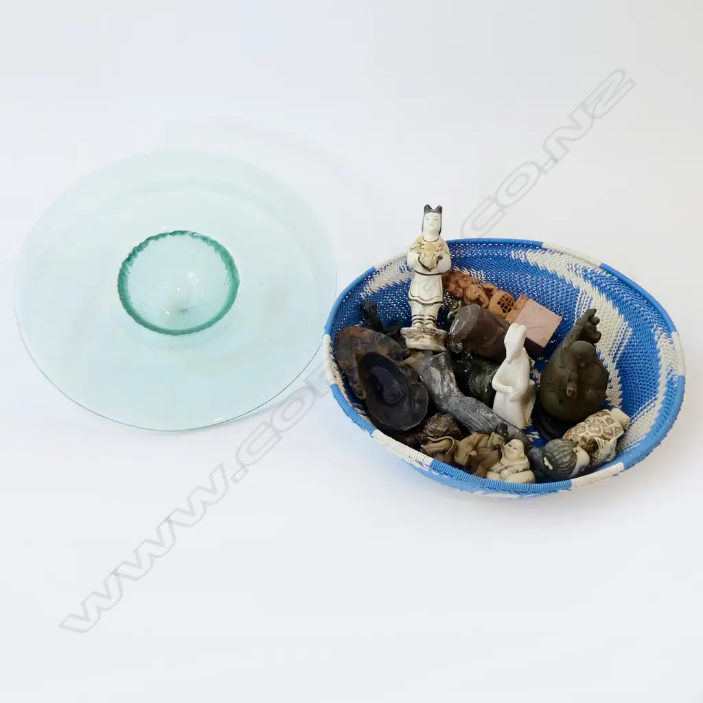 ASST ORIENTAL FIGURES ETC IN BASKET + GLASS DISH Image 1++
