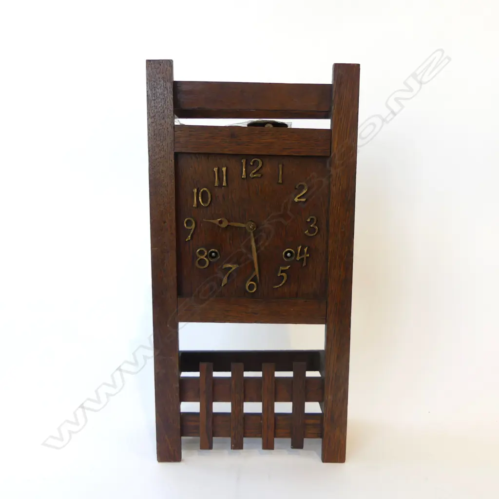 1930S OAK ARTS &CRAFTS MANTEL CLOCK. 200X430mm Image 1++