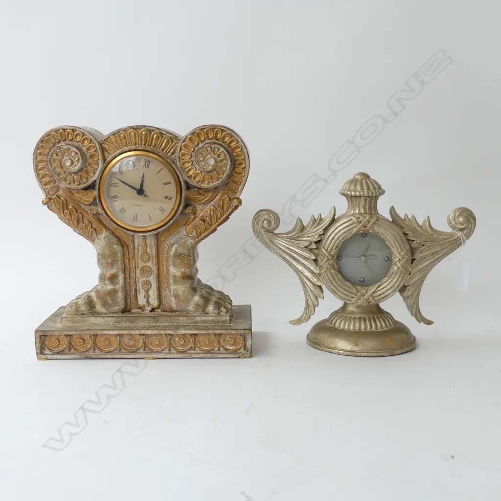 2 DECORATIVE CLOCKS H.270mm Image 1++