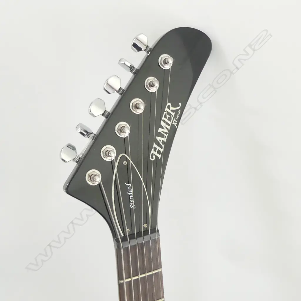 HAMMER XT SERIES EXPLORER ELECTRIC GUITAR MADE IN INDONESIA WITH HARD CASE Image 1++
