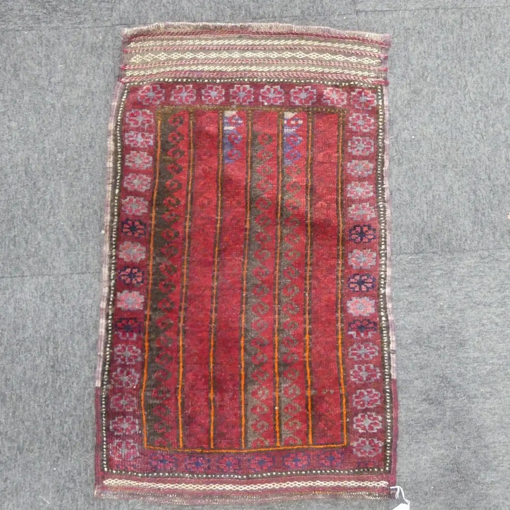 SMALL HANDKNOTTED TURKISH RUG Image 1++