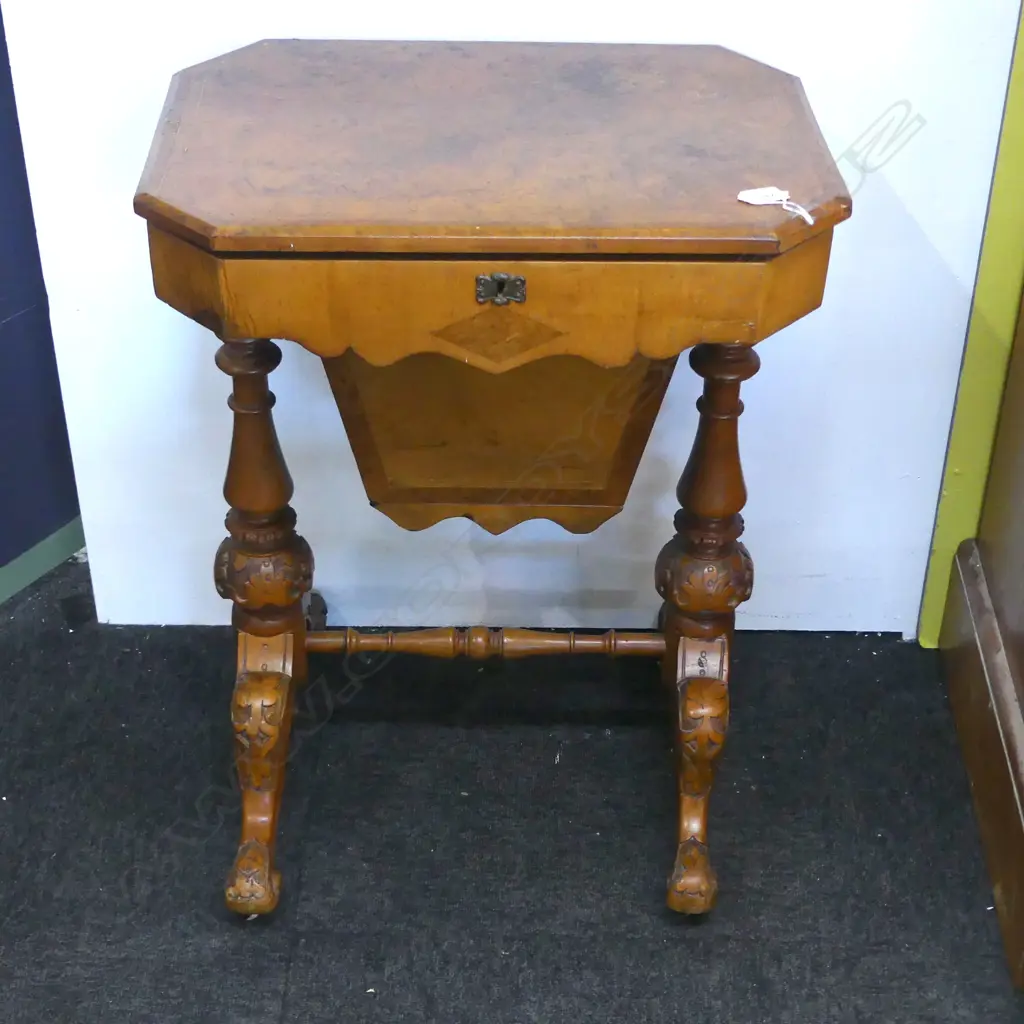 VICTORIAN SEWING TABLE - KEY INSIDE 530x380x685mm Image 1++