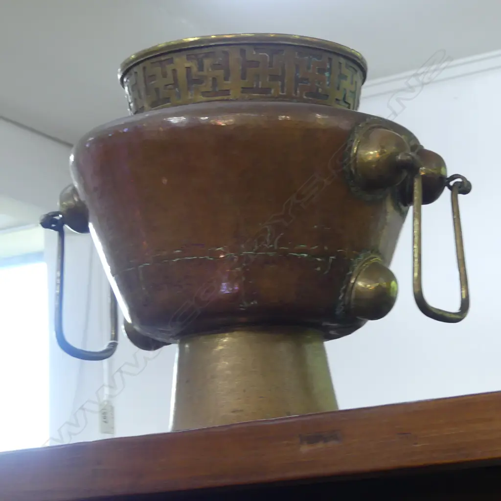 VINTAGE TIBETAN HAND BEATEN COPPER VESSEL H390MM Image 1++
