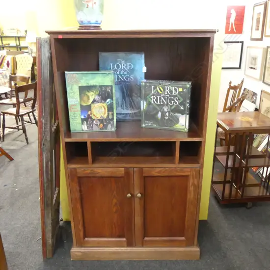 TV CABINET 870x420x1480mm