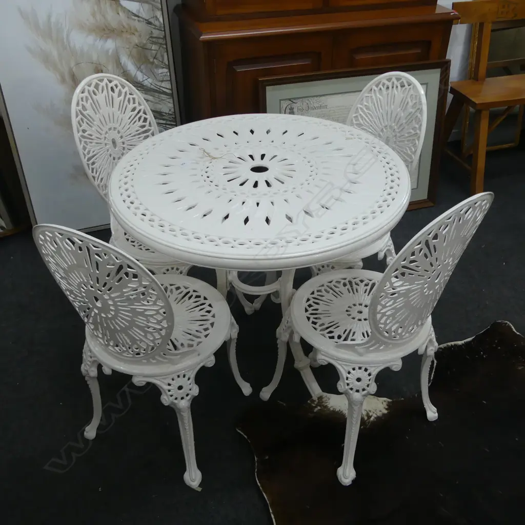 PATIO SET, UNDERWOOD NZ Image 1++