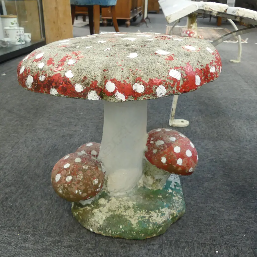CONCRETE TOAD STOOL Image 1++