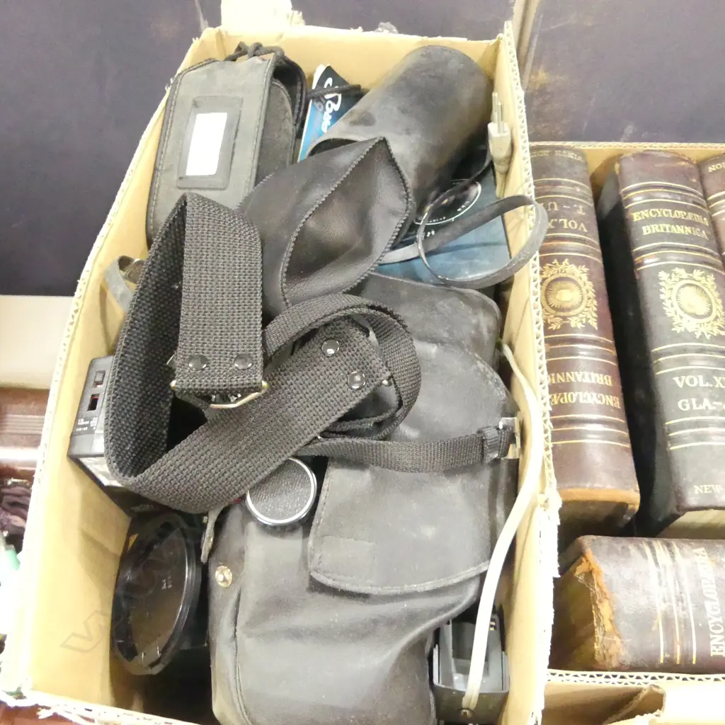 ASST. CAMERAS & GEAR Image 1++