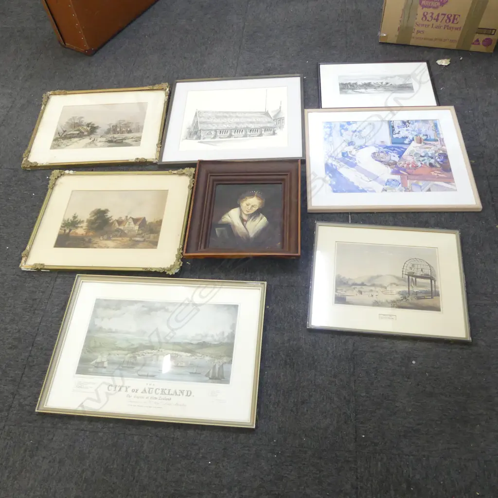 BOX OF ASSORTED PRINTS & OIL LADY BY LAMP LIGHT Image 1++