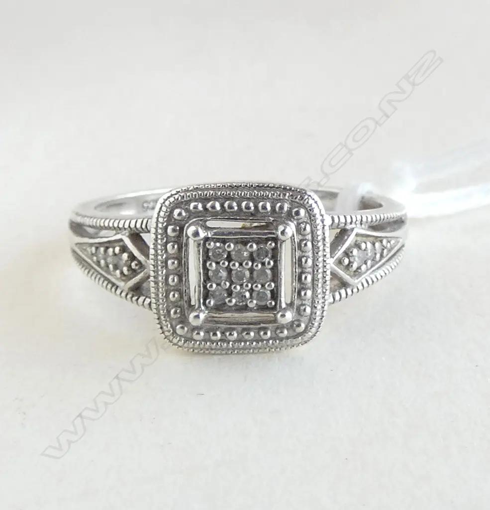 STG SILVER AND DIAMOND RING SIZE P Image 1++
