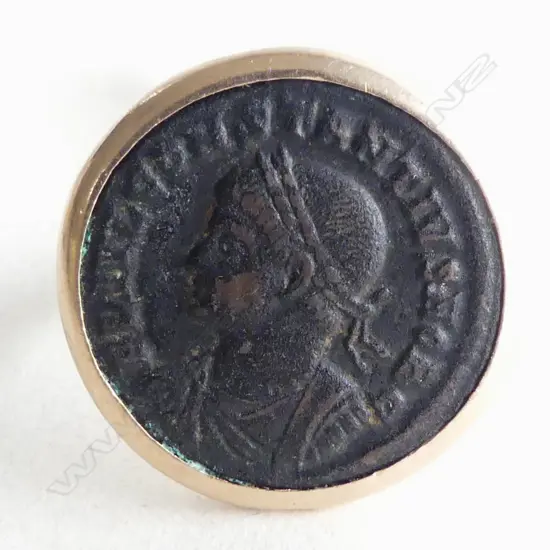 COIN RING w. 9CT MOUNT & 925 SHANK 11.1gms SIZE Q