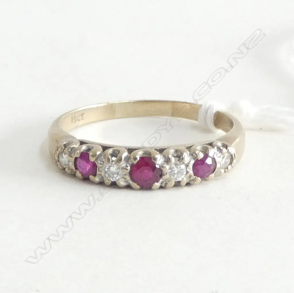 15CT DIAMOND & RED RUBY? STONE RING 3.7gms SIZE U 1/2 Image 1++