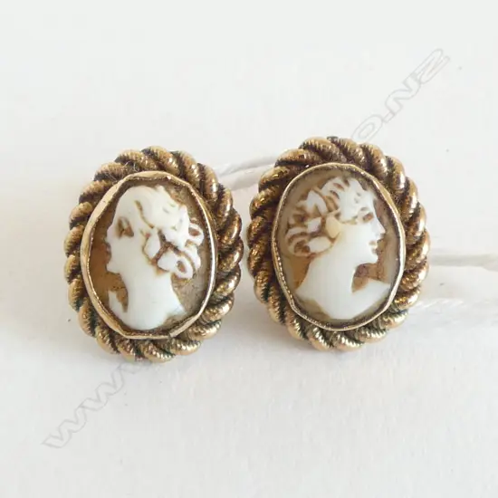 pr 9ct ROSE GOLD & CAMEO EARRINGS screw-on fittings 3.27gms