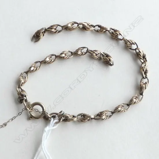 BROKEN 9ct GOLD PRINCE OF WALES BRACELET 12.2gms (wear to link ends)