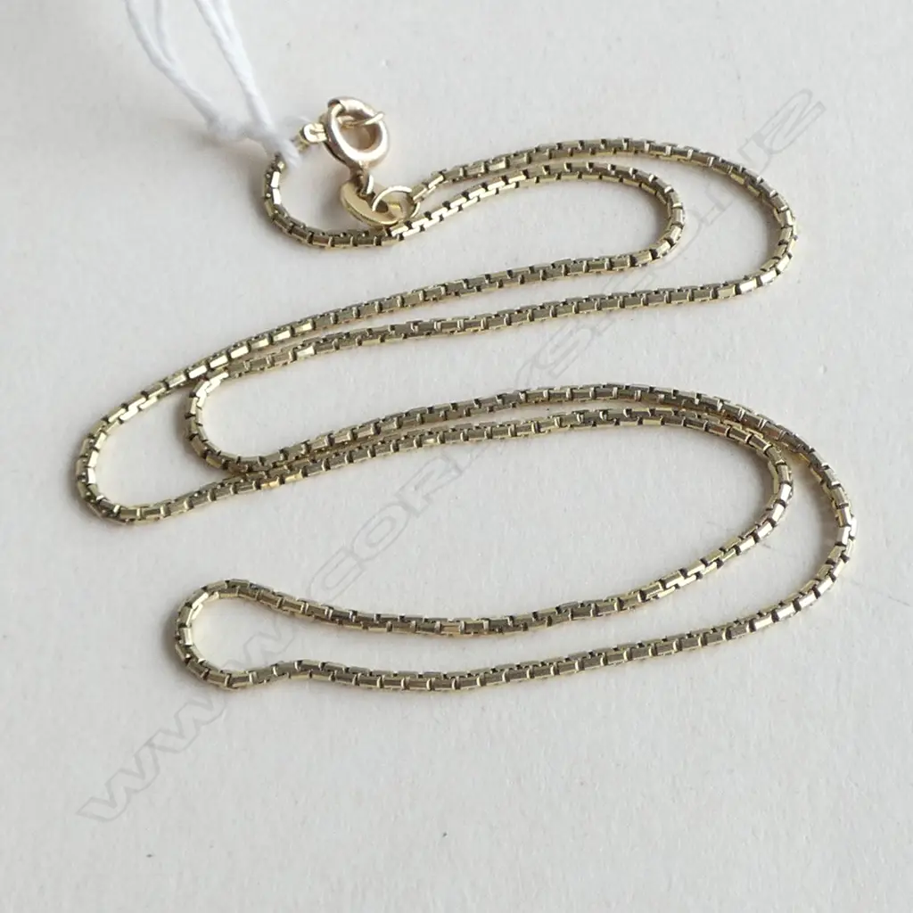 14ct YELLOW GOLD FINE BOX LINK NECK CHAIN L.380mm. 3.9gms Image 1++