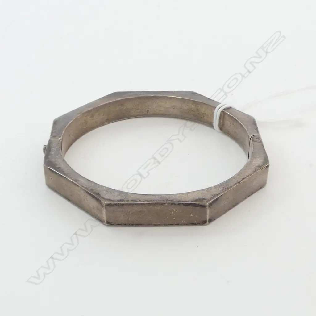 925 SILVER BANGLE, 15.9gms Image 1++