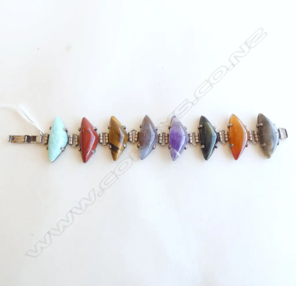 RETRO SILVER & TRIANGULAR VARIOUS GEM SET BRACELET Image 1++
