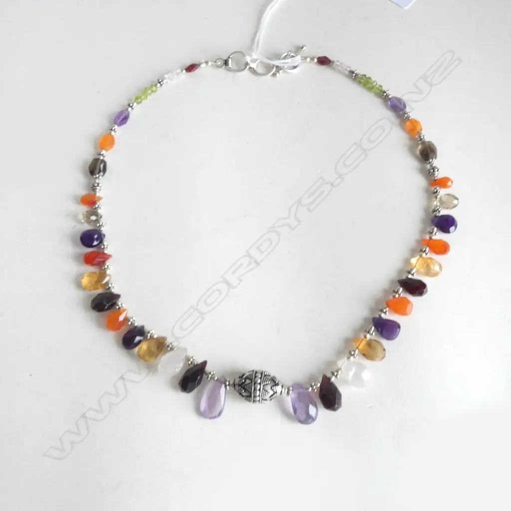 SILVER AND MULTI GEMSTONE NECKLACE Image 1++