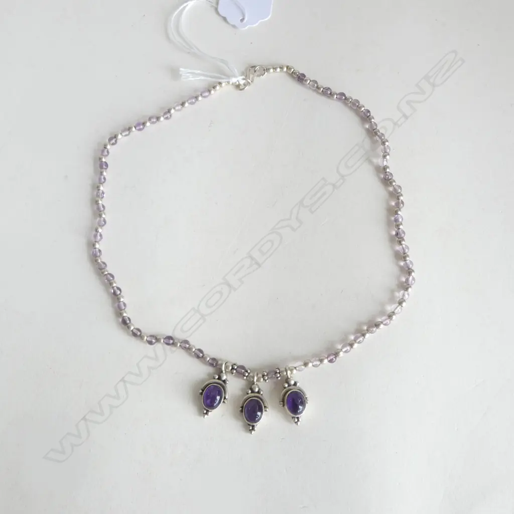 SILVER AND AMETHYST NECKLACE Image 1++