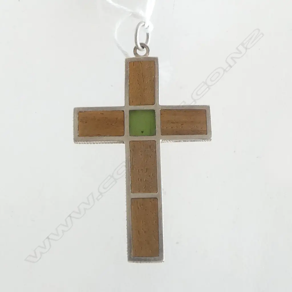 SILVER RUSSELL JADE & LIGNUM VITAE CROSS PENDANT H.50MM Image 1++