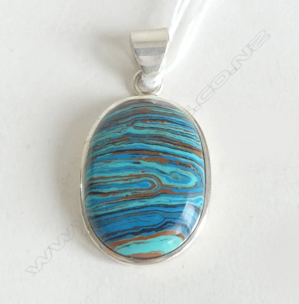 RARE SILVER AND GEMSTONE PENDANT Image 1++