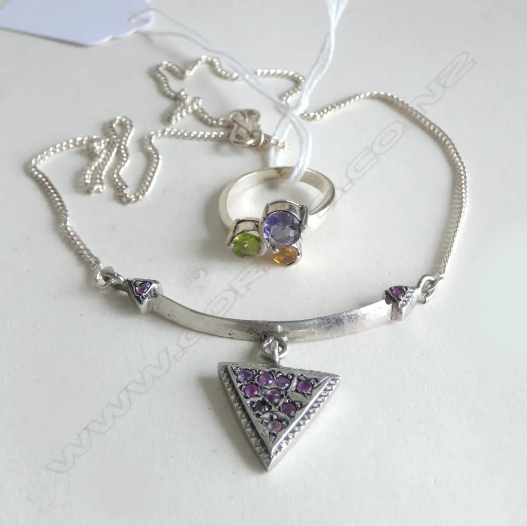 SILVER AND GEMSTONE NECKLACE AND GEMSTONE RING Image 1++