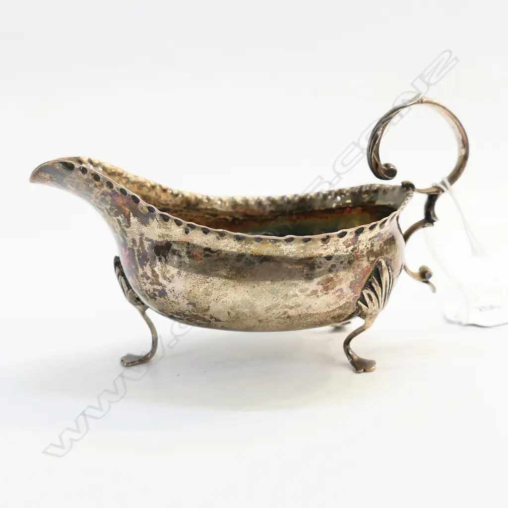 STG SILVER GEO. III SAUCE BOAT 121gms Image 1++