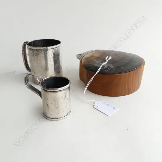 STG SILVER MUG, SMALLER EP AUCKLAND MAKE MUG & SILVER HINGED SHELL TRINKET BOX (AF TO BOX)