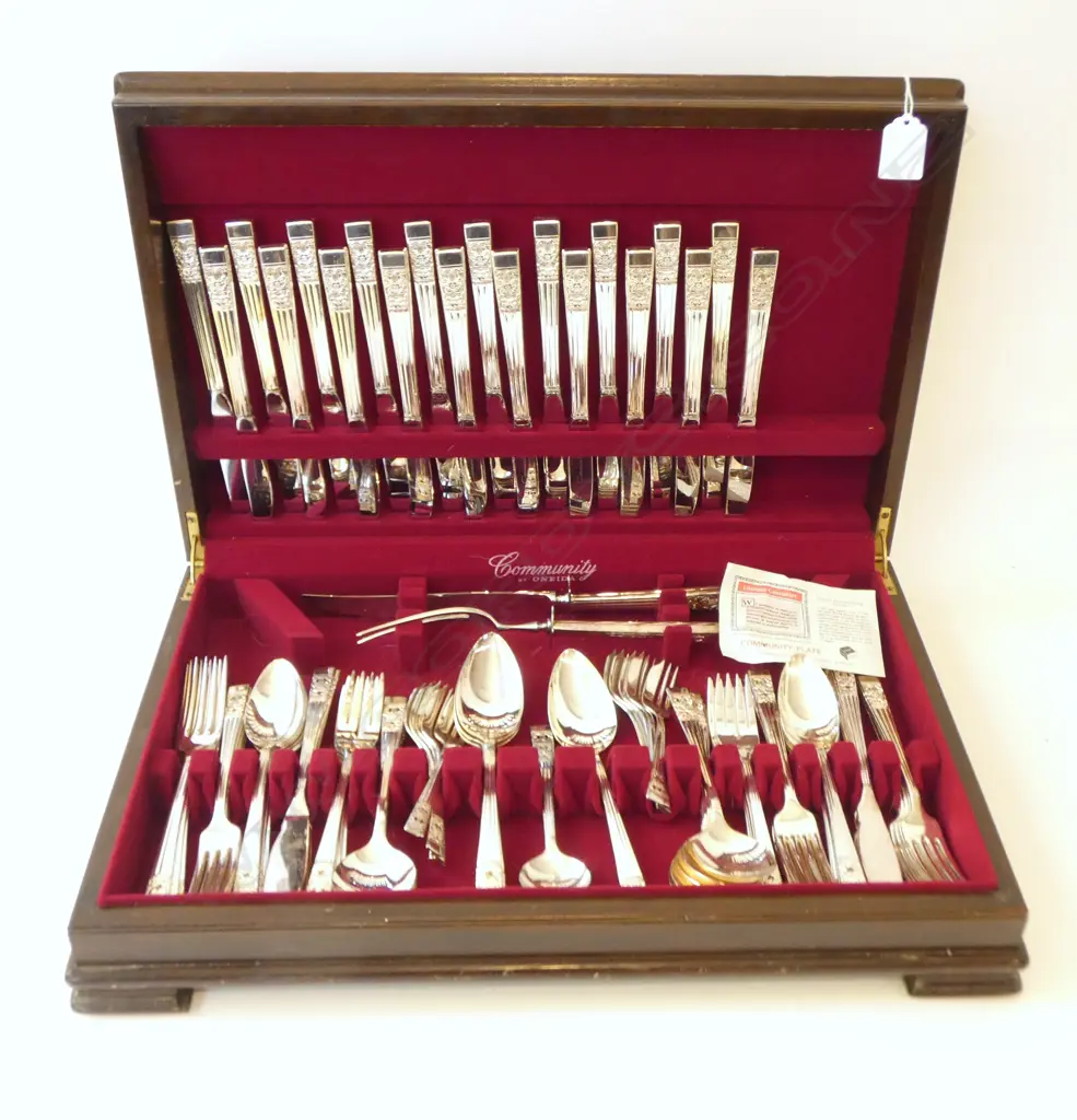 CANTEEN OF 'COMMUNITY' CUTLERY  Image 1++