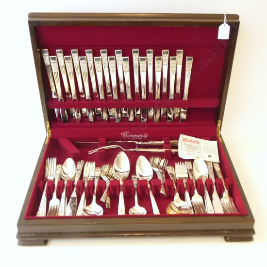 CANTEEN OF 'COMMUNITY' CUTLERY 
