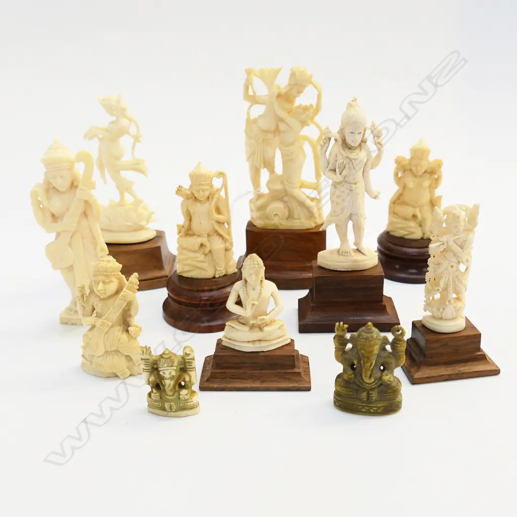 11 CARVED IVORY INDIAN FIGURES H.110mm Image 1++