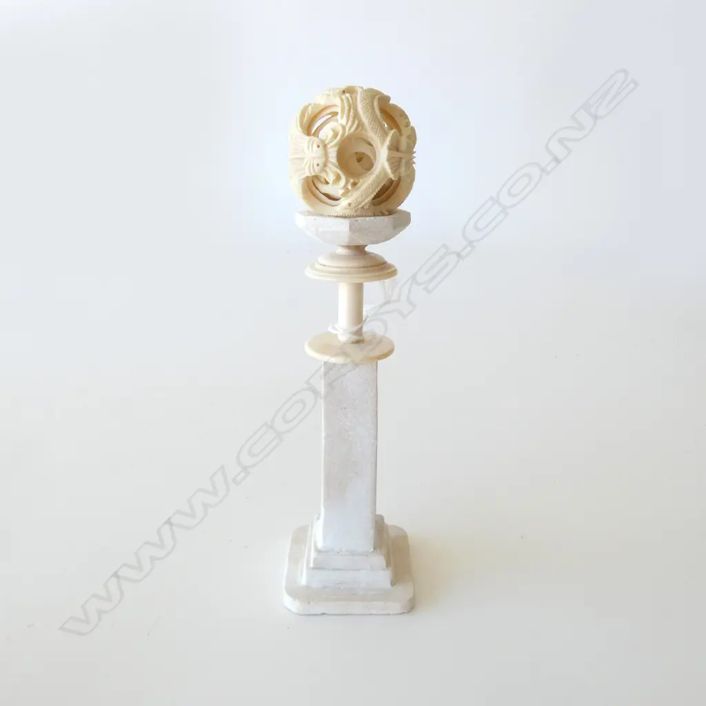 IVORY PUZZLE BALL ON STAND H.180mm Image 1++