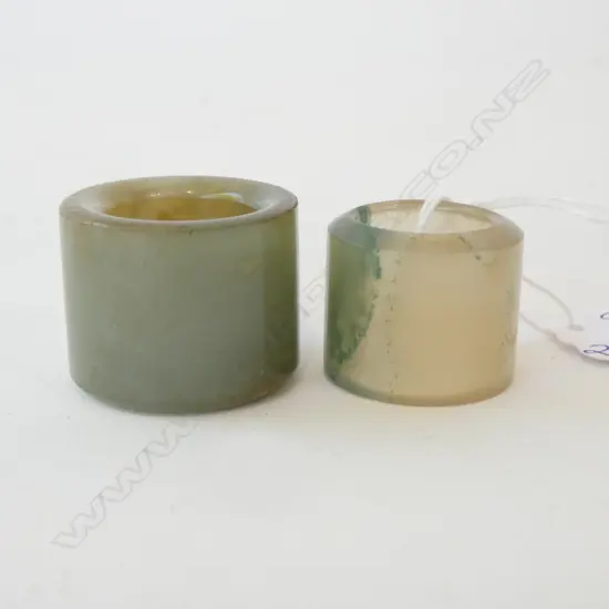 2 ORIENTAL JADE ARCHERS RINGS W.30mm